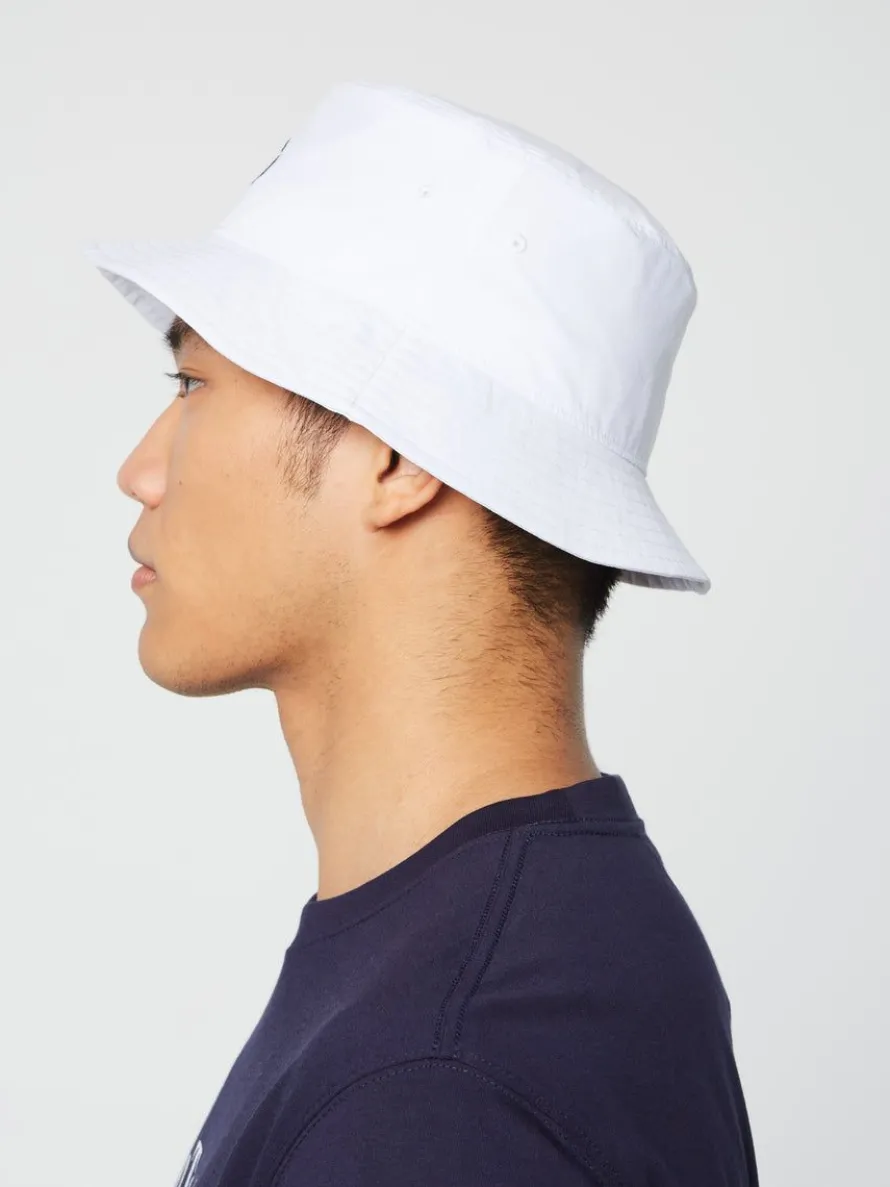 Vacanza Bucket Hat- Brilliant White